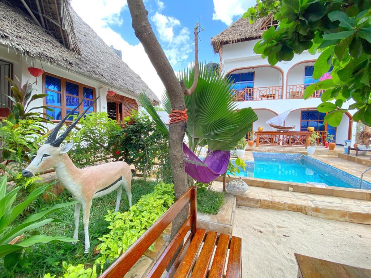 Utulivu Bungalow Nungwi Exterior photo